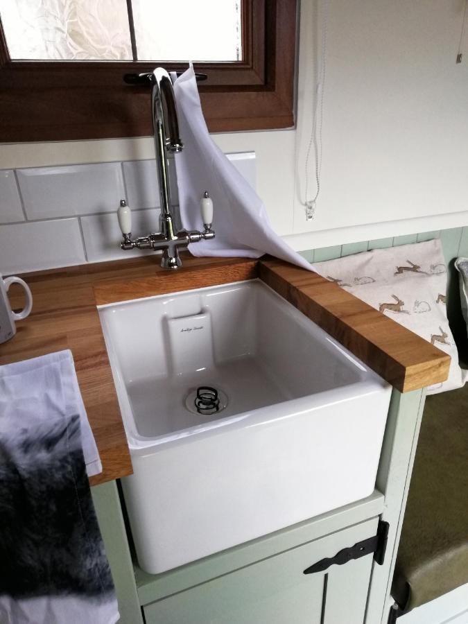 Hotel Durham Donkey Rescue Shepherd'S Hut Exterior foto