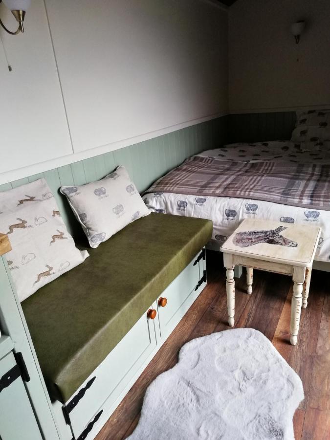 Hotel Durham Donkey Rescue Shepherd'S Hut Exterior foto